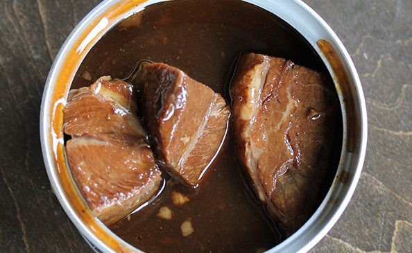 おい缶　牛ほほ肉の赤ワイン煮