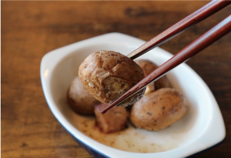 じゃがベーコン缶詰ブラックペッパー味